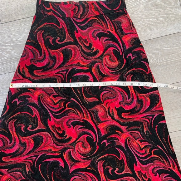 70s Vintage Tapestry Fringe Maxi Skirt - Picture 16 of 17